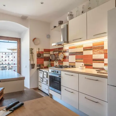 Casa Anniva Nanno Ospitar Apartment Tuenno